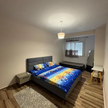 One-bedroom In Golem, Kavaja Διαμέρισμα *