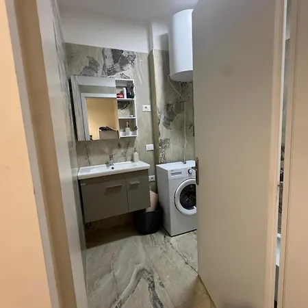 One-bedroom In Golem, Kavaja Appartamento Golem (Tirana)